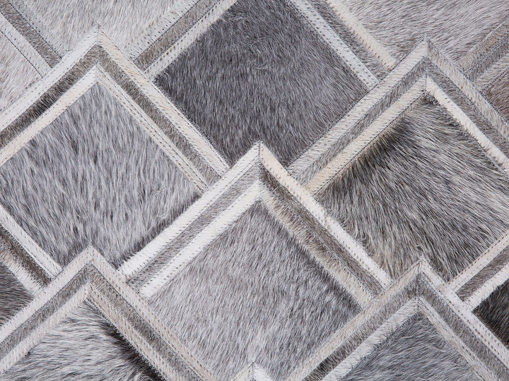 Laredo Fortin Grey And Ivory Patchwork Cowhide Rug