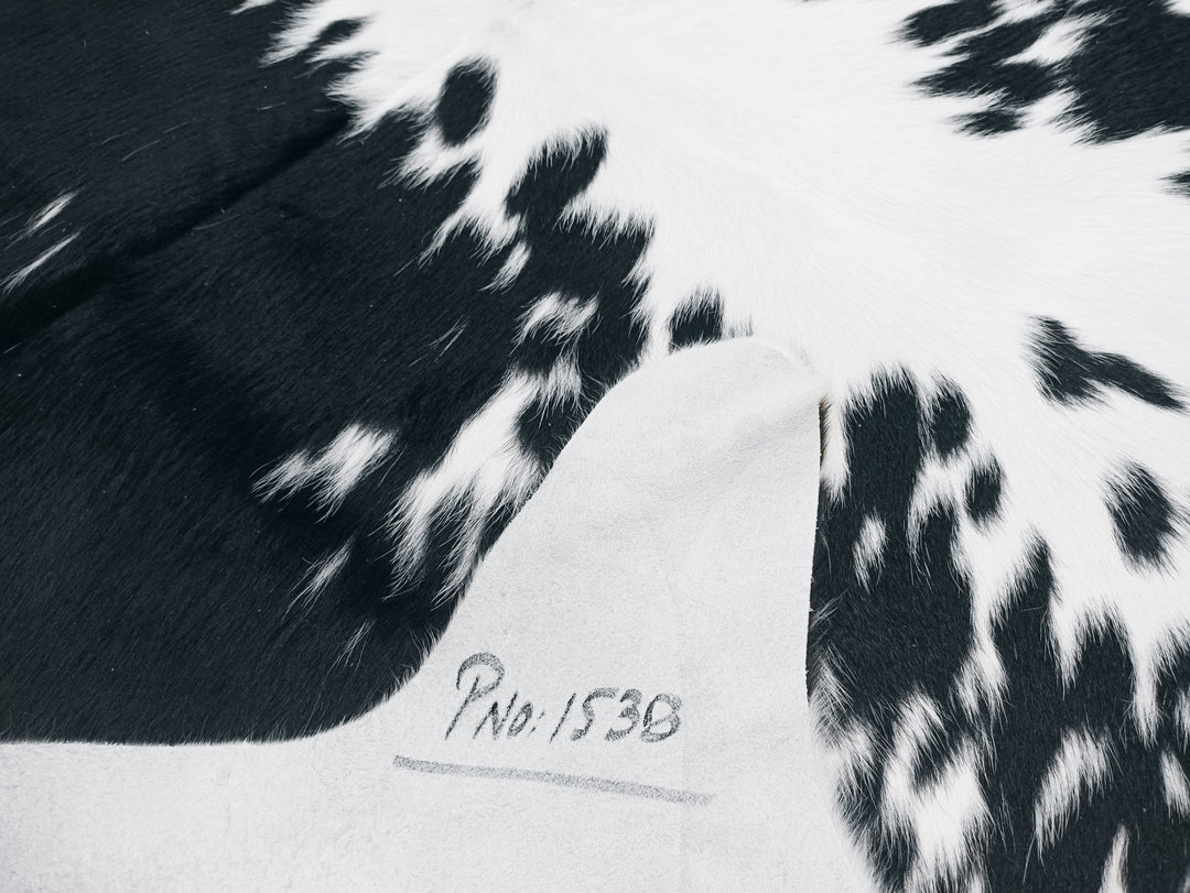 Black And White Cowhide Rug #1538