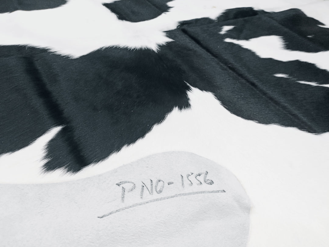 Black And White Cowhide Rug #1556