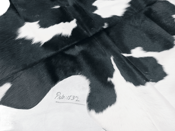 Black Large Spots On White Cowhide #1532