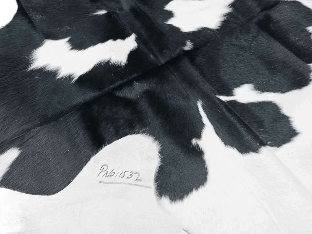 Black Large Spots On White Cowhide #1532