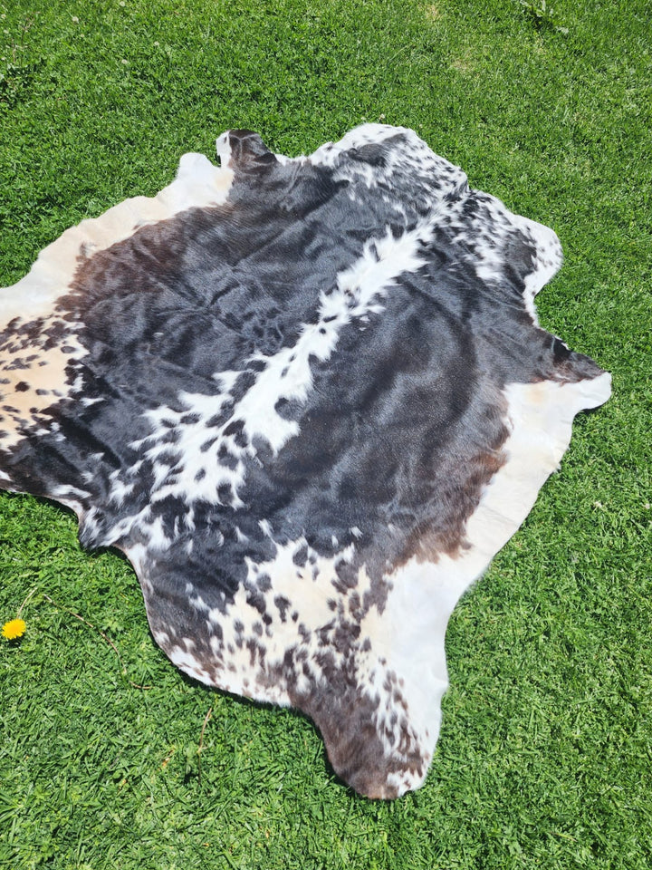 Black & White Cowhide Rug #1296